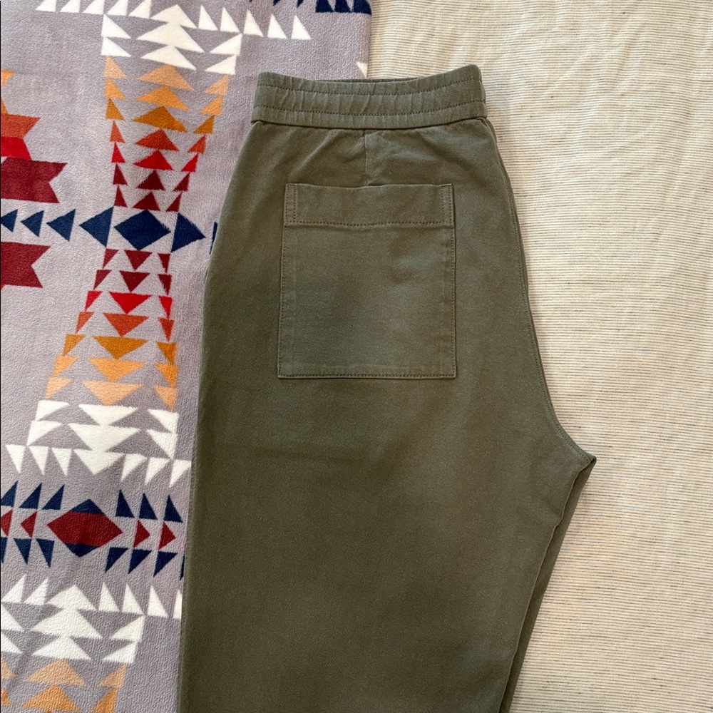 Uniqlo - Olive Green Casual Pants